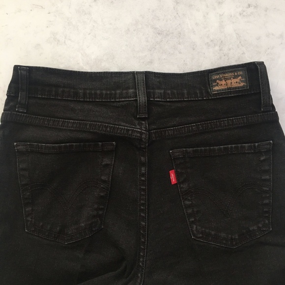 ⭐️ Levi's 512 Perfectly Slimming Bootcut Black Jeans - Picture 3 of 10